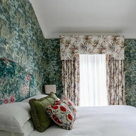 The Station House 3* Kilmessan