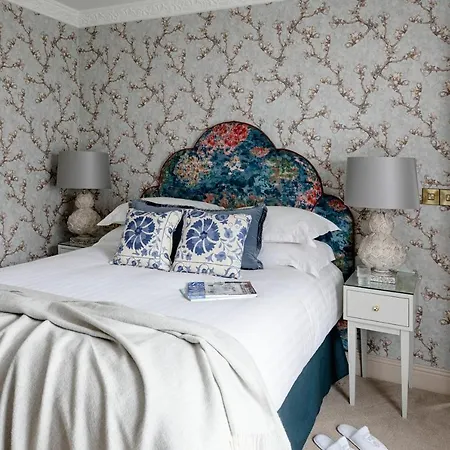 מלון The Station House