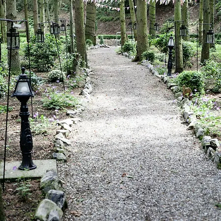 מלון The Station House 3*